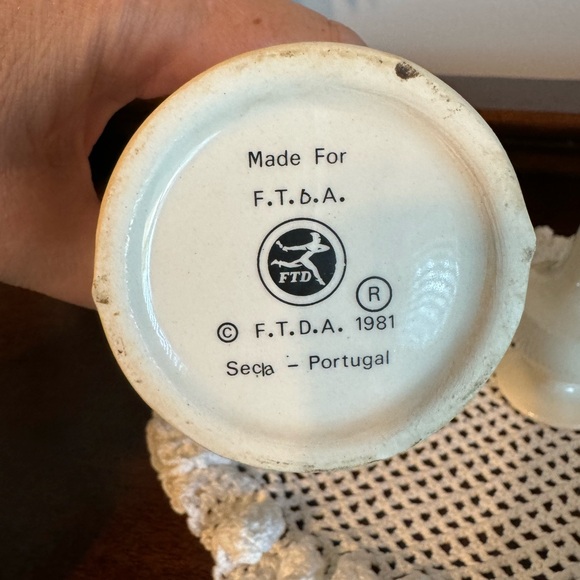 🦃 3/$12 🌲 till 12/18 🌲 1981 F.T.D.A. VASE and with the initials of E.L. Vase - Picture 8 of 10